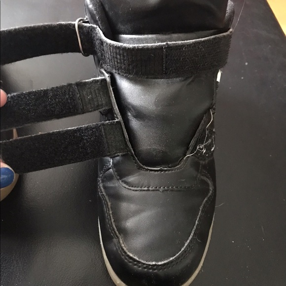 Light up sneaker - Picture 1 of 7